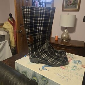 Plaid Tall Rain Boots - Black & White